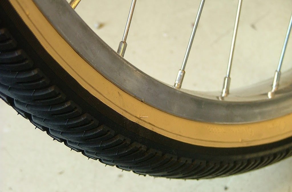 Cyclists in The Tour de France Use Acupuncture To Stay in Top  Form