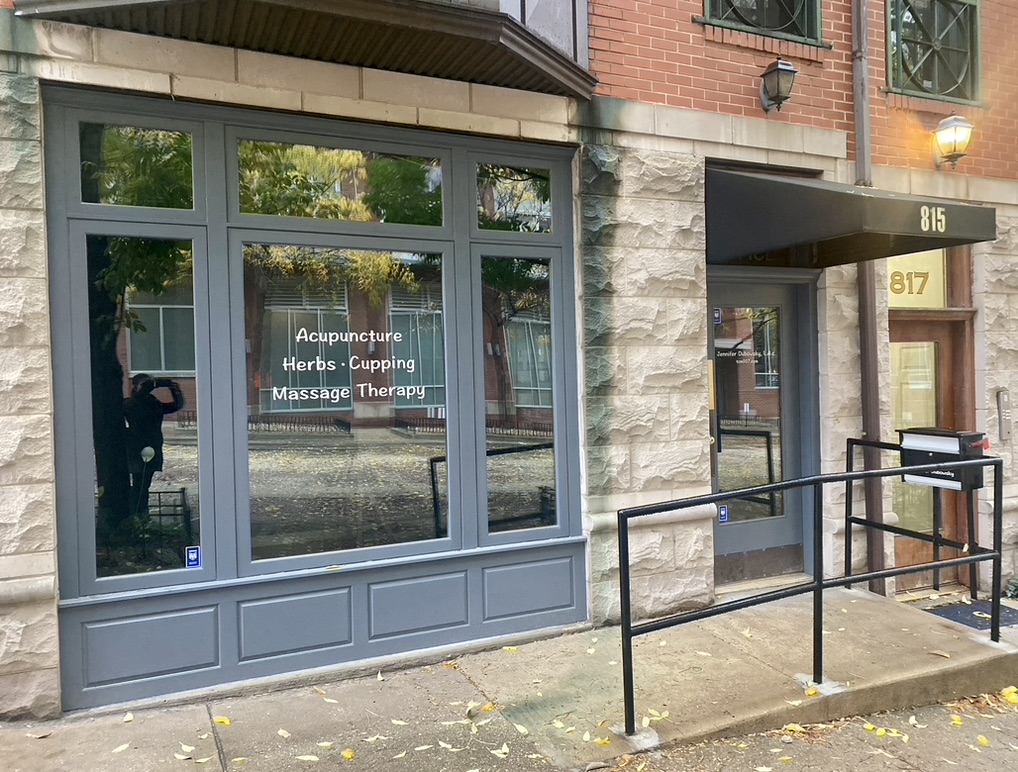 Acupuncture Chicago by Jennifer Dubowsky Exterior View